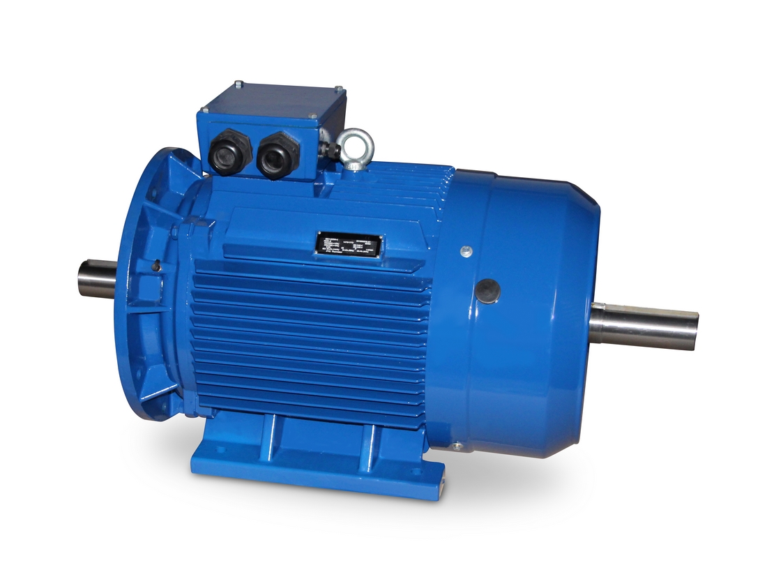 Napęd z dwoma wałami silnika